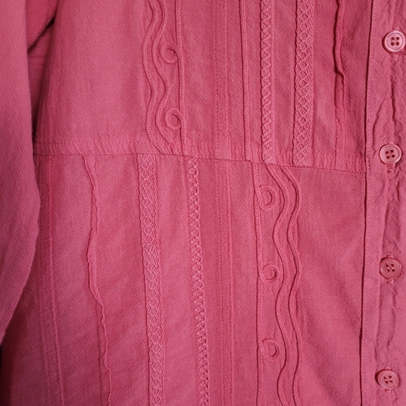 Soft Surroundings Women's Button Up 100%Cotton Salmon Top Size M Lace Detail - Picture 4 of 12